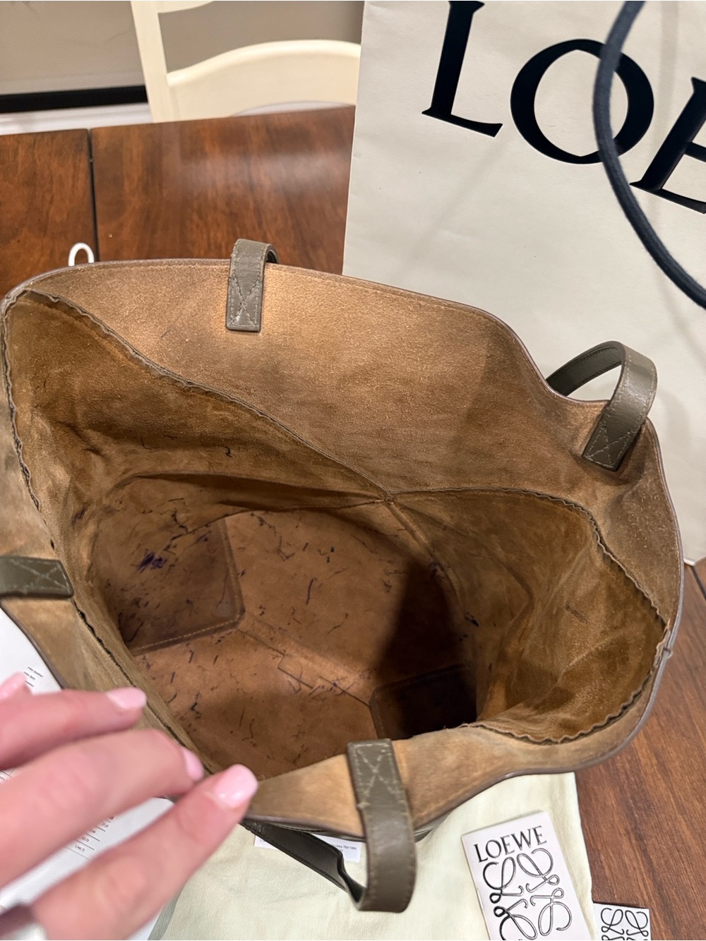 Loewe Medium Puzzle Fold Tote with organizer, receipt, dust bag, & gift bag - Picture 13 of 16